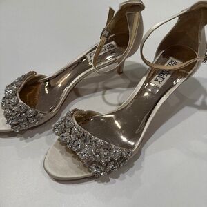Badgley Mishka can dance formal heels size 8.